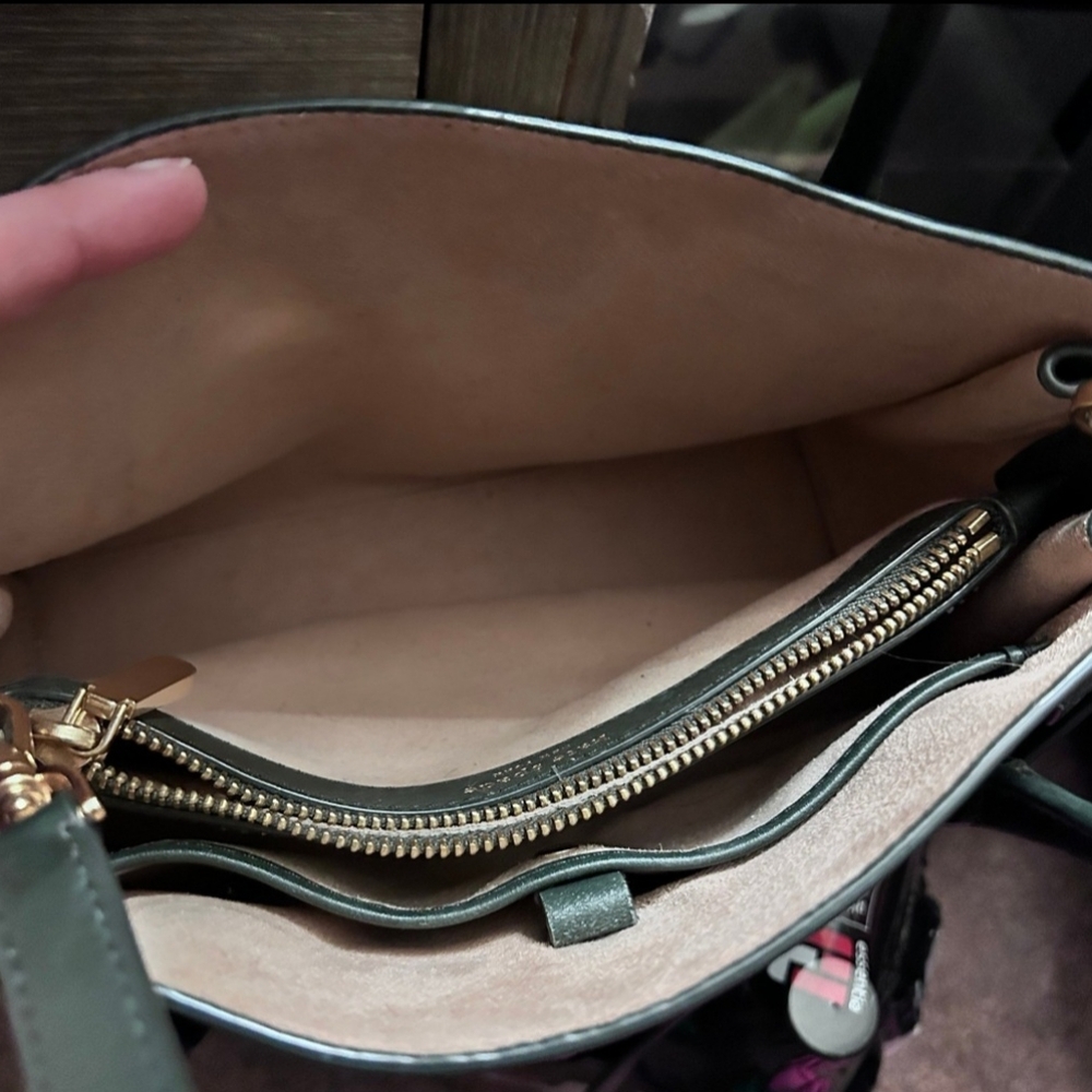 In search of  Kate Spade toujours crossbody/satchel - Picture 4 of 4